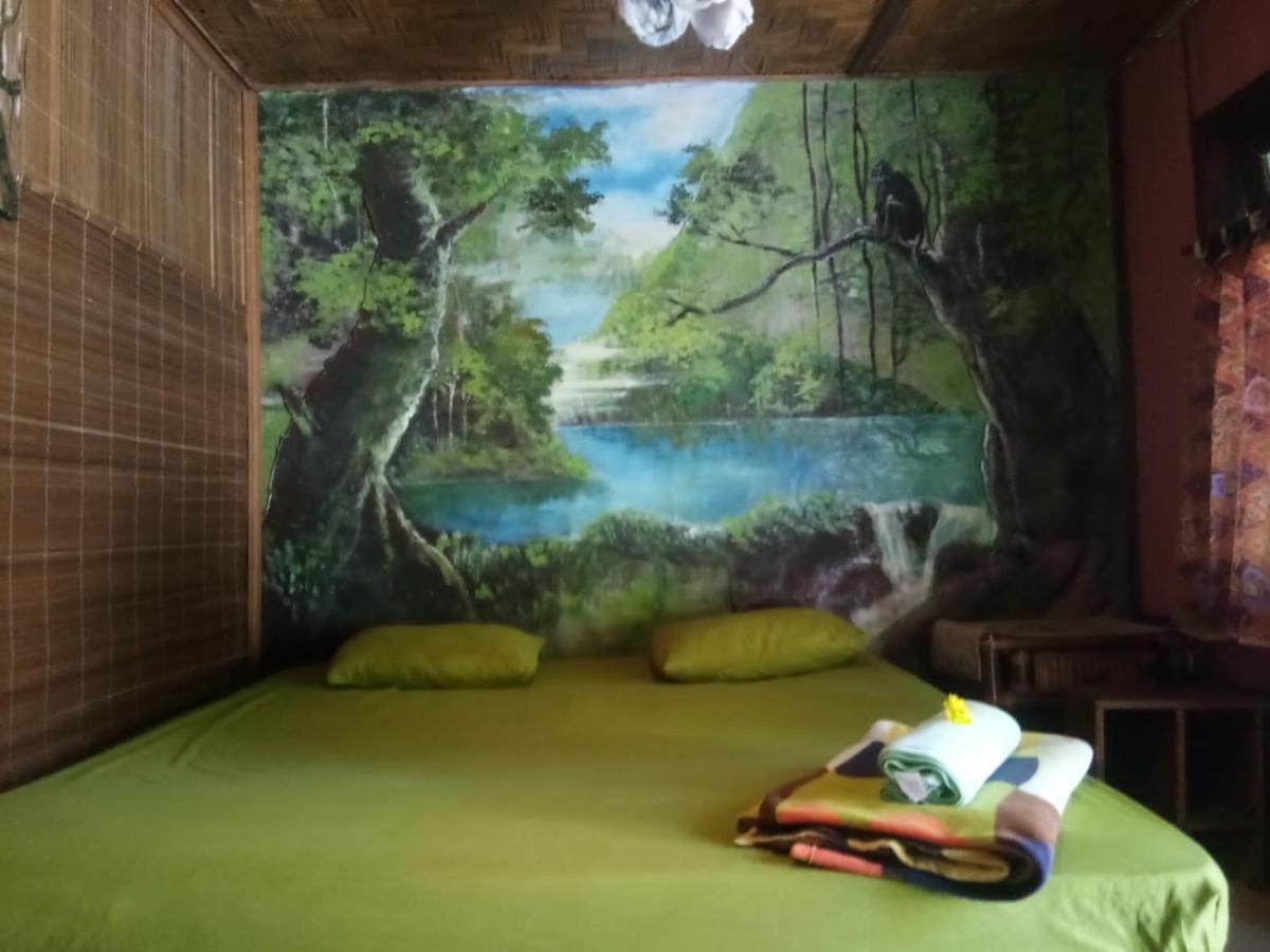 Lucky Bamboo'Bungalows-Resto And Orangutan Jungle Trekking Tours Bukit Lawang Esterno foto